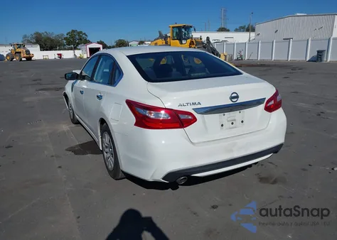 2017 Nissan Altima 2.5 S z USA, uszkodzony, nr VIN 1N4AL3AP5HC290843